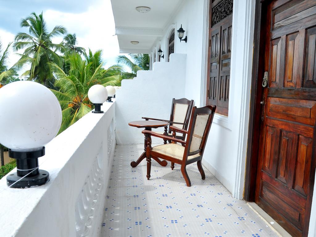 Appartement Dew Grand Regency à Bataduwa Extérieur photo