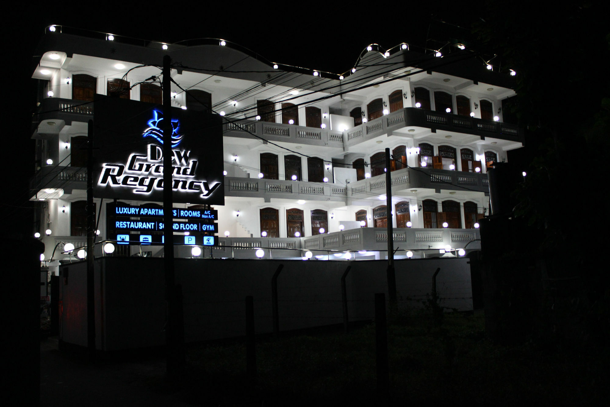 Appartement Dew Grand Regency à Bataduwa Extérieur photo